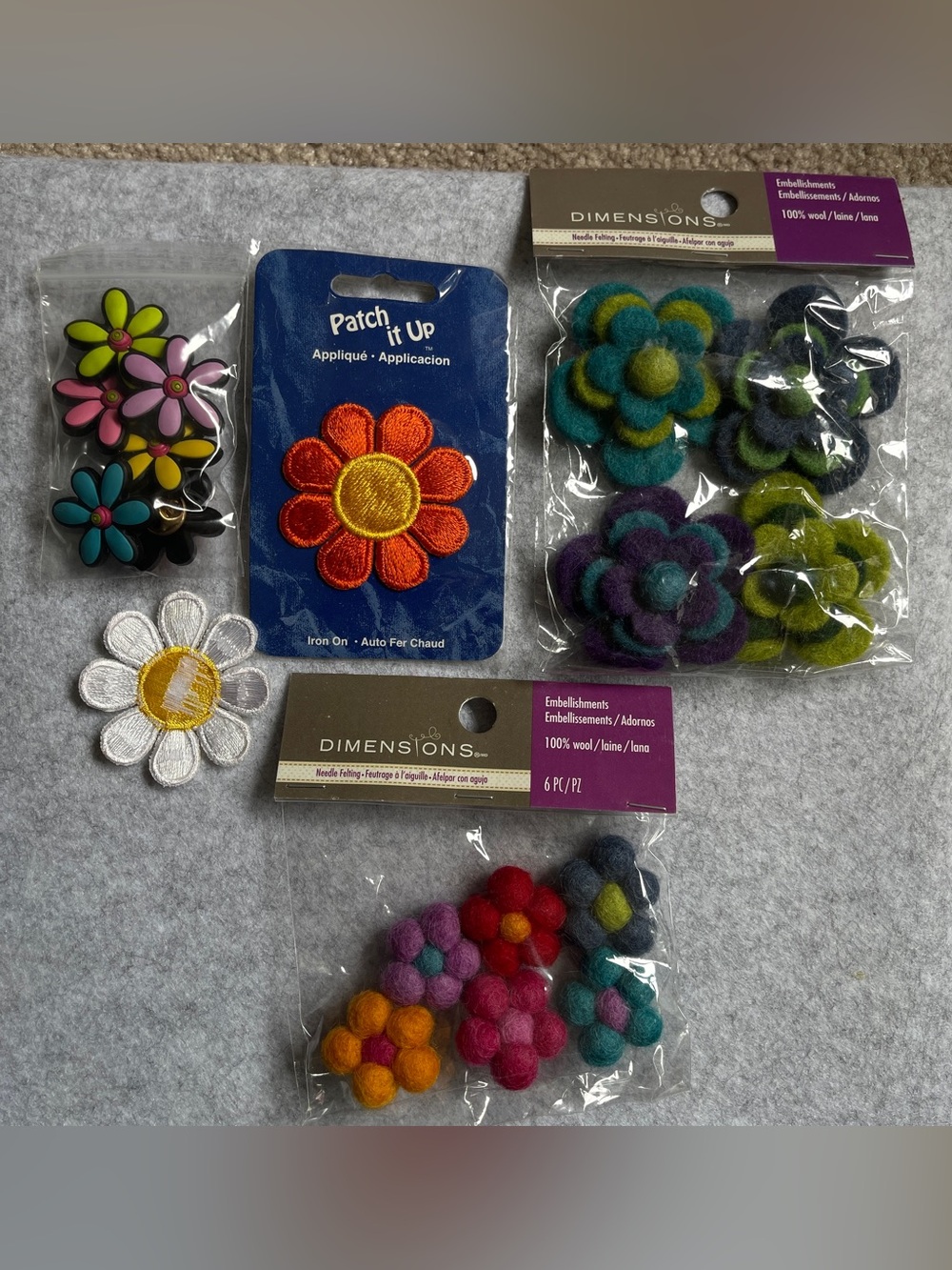 NEW BOHO Patches- Floral Embellishment Mix - Multicolor Flowers- Wool